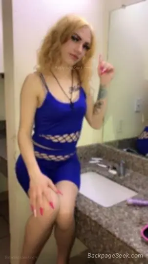 HEY GUYS I do smoke drink and love to party Available NOW fo... in Tucson – Women Seeking Men photo 2
