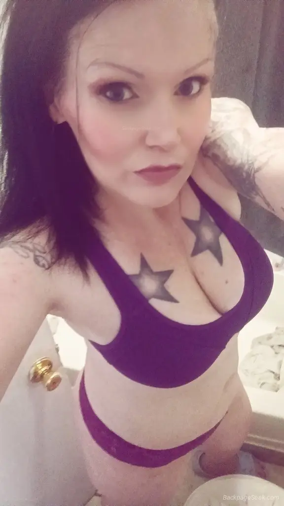 Im back at it again So come have a bit of fun with ME tonigh... in Tucson – Women Seeking Men photo 3
