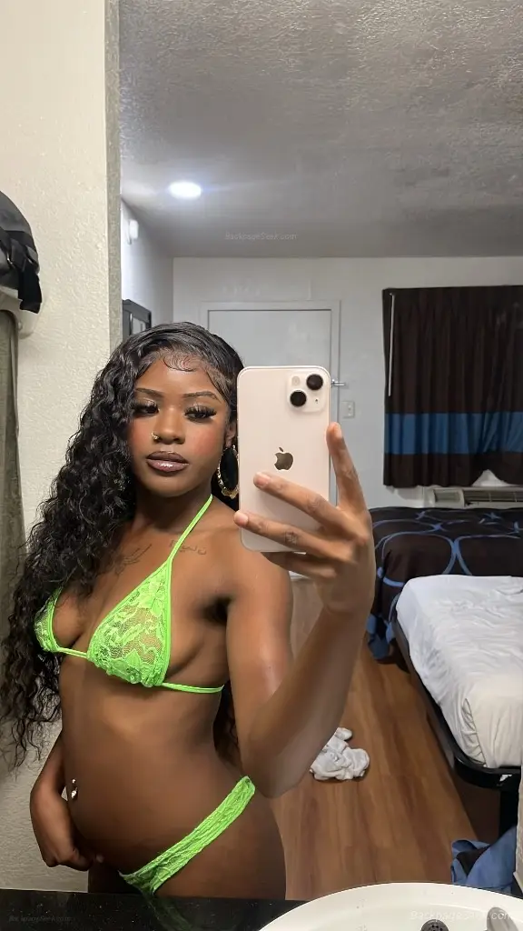 4'11 Petite Busty Available Now Let's Meet Verification Requ... in Tucson – Women Seeking Men photo 6