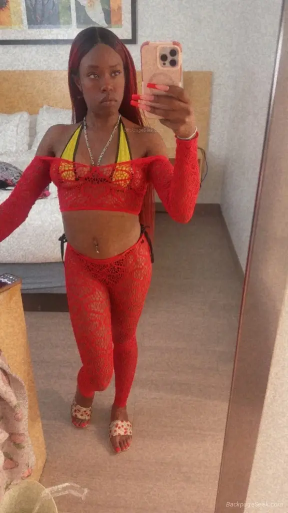 pretty petite chocolate in Tucson – Women Seeking Men photo 2