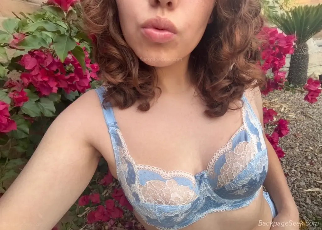 Your favorite girl next door in Tucson – Women Seeking Men photo 6