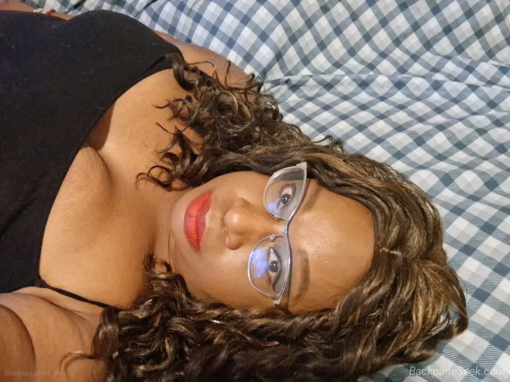 The Headmaster Has A Deal For You Text Me in Tucson – Women Seeking Men photo 3