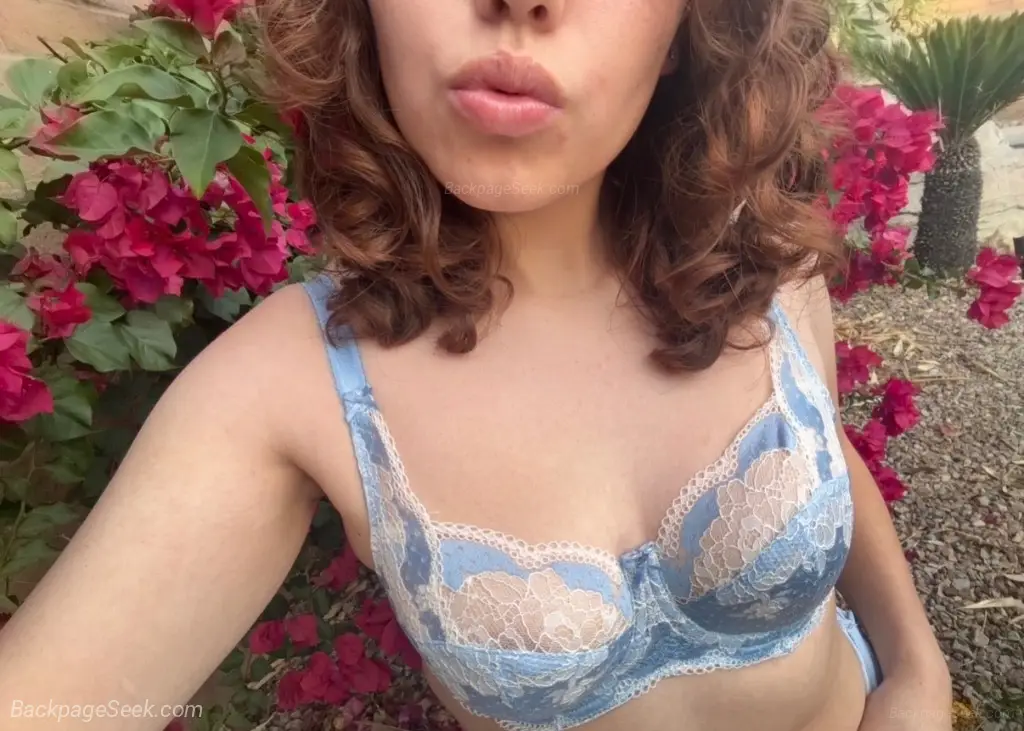 Your favorite girl next door in Tucson – Women Seeking Men photo 6