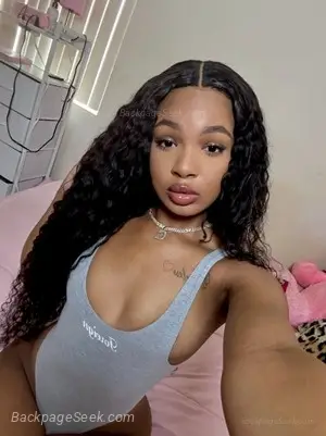 SLIM THICK HORNY YOUNG GIRL Avaliable For Incall ,Outcall or Car Date