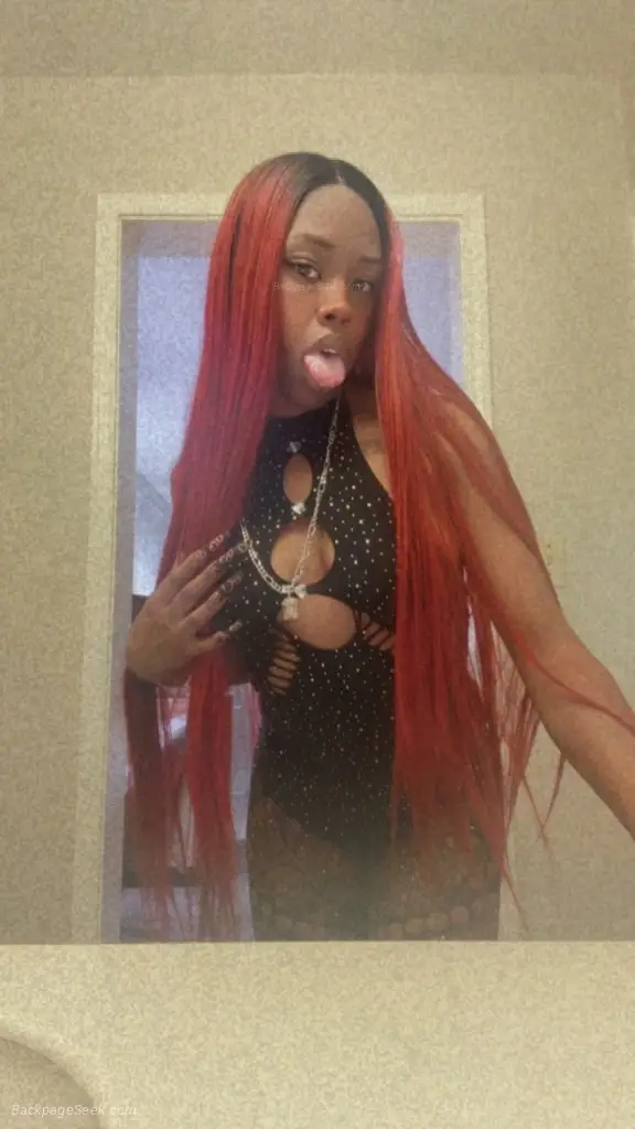 pretty petite chocolate in Tucson – Women Seeking Men photo 3