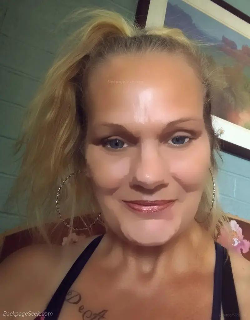 80 dollar quick visits from 3am to 12pm daily SEXY HOT MILF in Tucson – Women Seeking Men photo 4