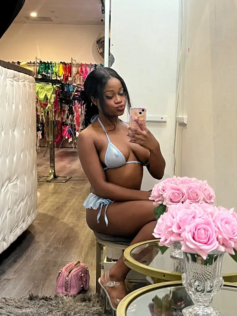 I M SO HORNY hmu text for a fast reply Outcall Incalls QV et... in Tucson – Women Seeking Men photo 4