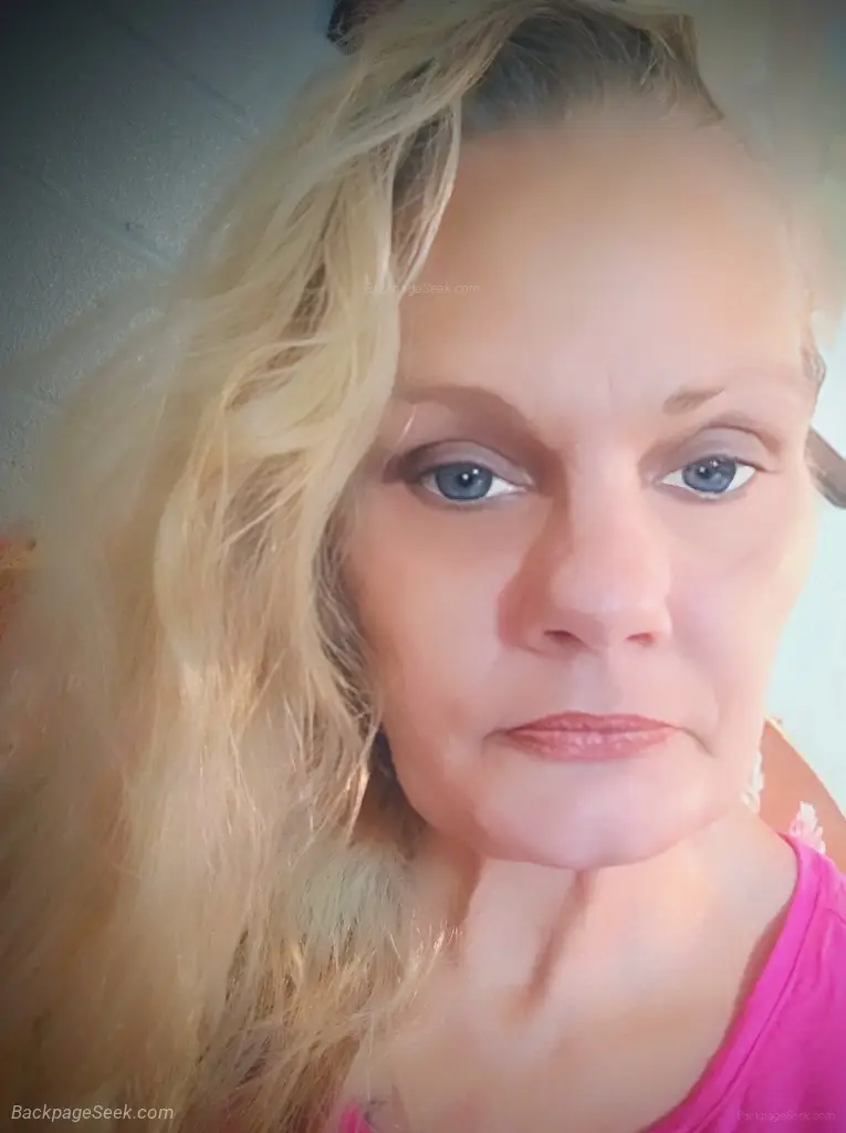 80 dollar quick visits from 3am to 12pm daily SEXY HOT MILF in Tucson – Women Seeking Men photo 5