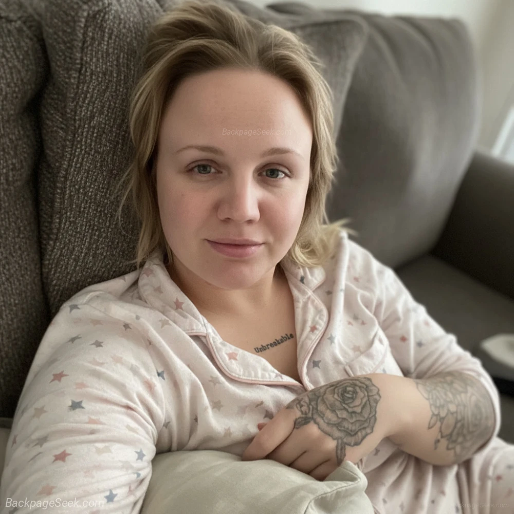 I'm a confident sophisticated woman who knows how to handle... in Aberdeen – Women Seeking Men photo 2