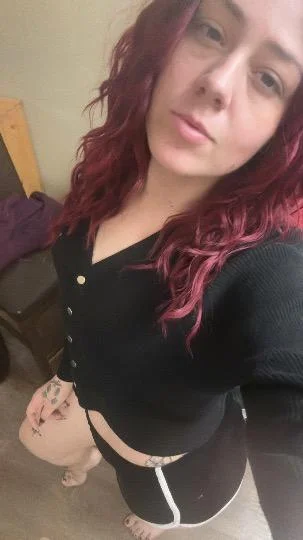 Tattoos and a Fat Ass in Los Angeles - Women Seeking Men photo 2