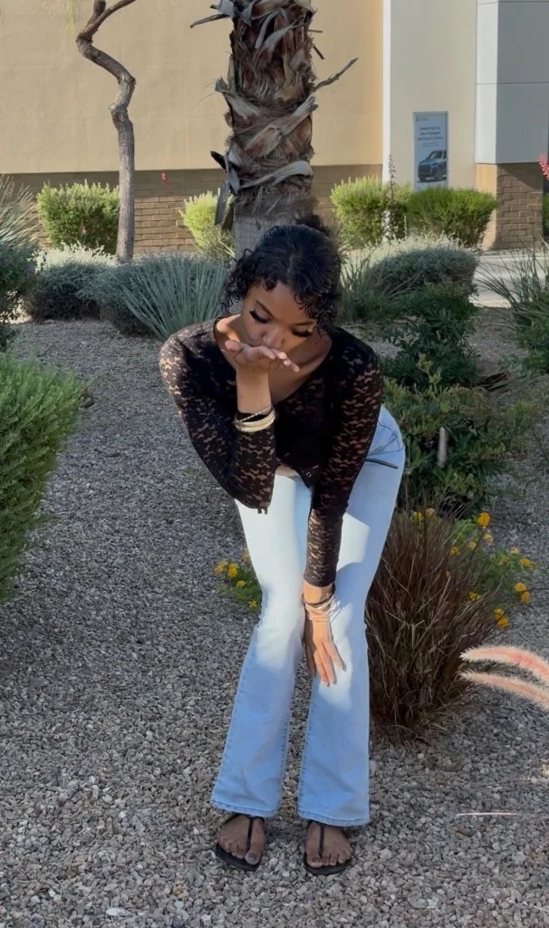 i'm everywhere!! . come play peekaboo baby in Los Angeles - Women Seeking Men