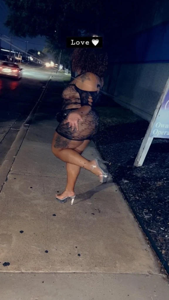 Outcall NO Bare back anything in Los Angeles – Women Seeking Men photo 4
