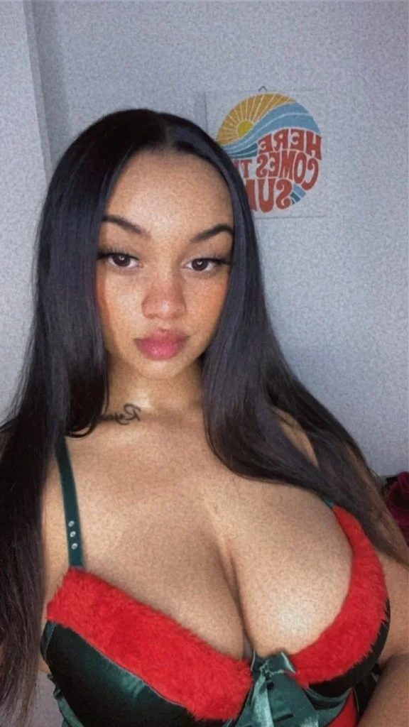 Im Dominican I love sex and watching youmoan with pleasure w... in Boston – Women Seeking Men photo 3