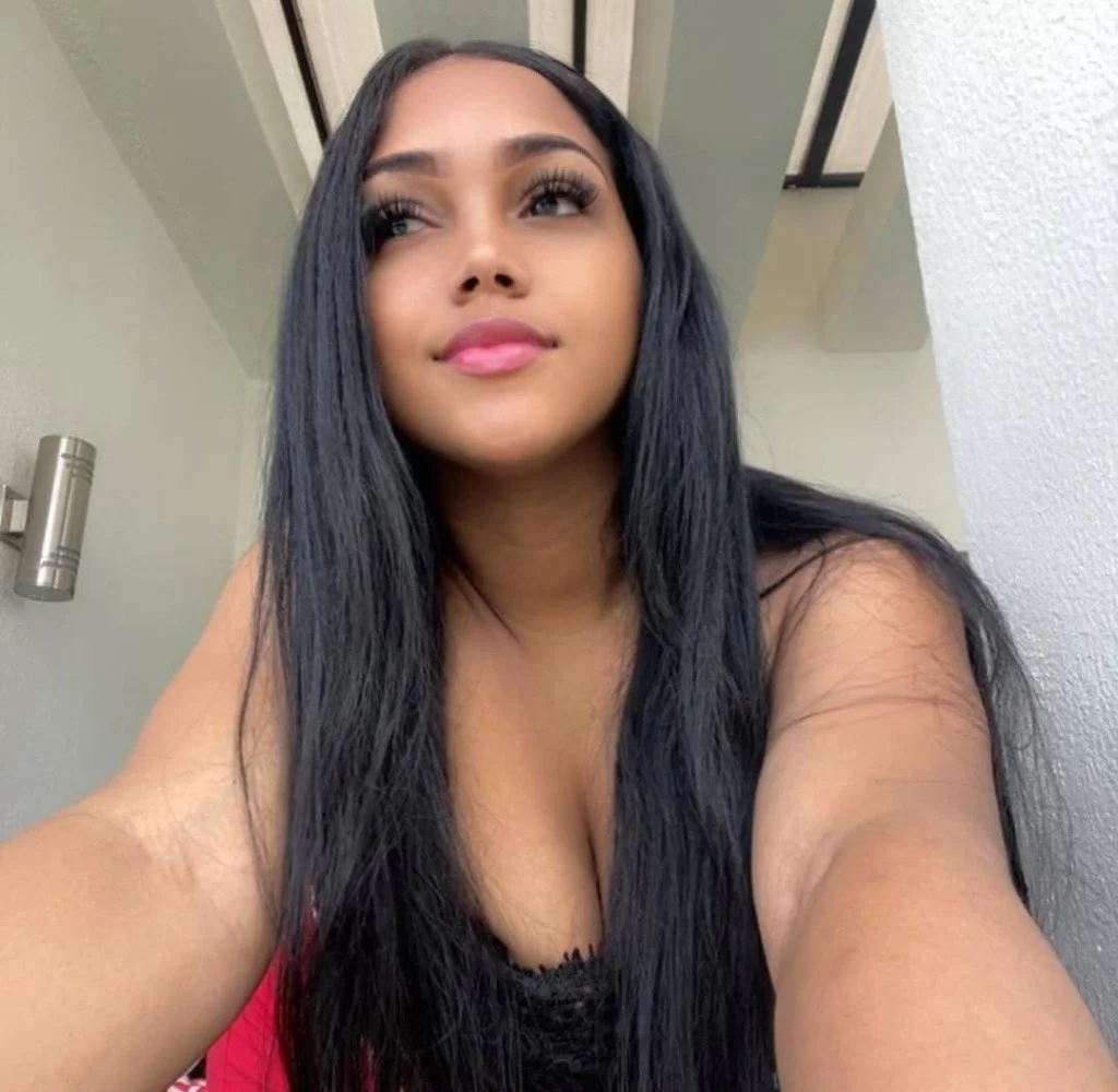 hi my name is betty iam new in area masage Nuru in Boston – Women Seeking Men photo 2