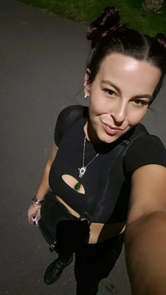 looking for something new in Boston – Women Seeking Men photo 4