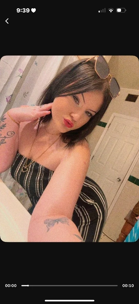 Green-Eyed Slut for Your Darkest Desires - Come Play DADDYY in Boston – Women Seeking Men