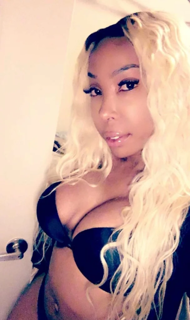 Downtown Detroit Phat Pussy Cum look Sexy Soft and Sexy Curv... in Detroit – Women Seeking Men photo 6