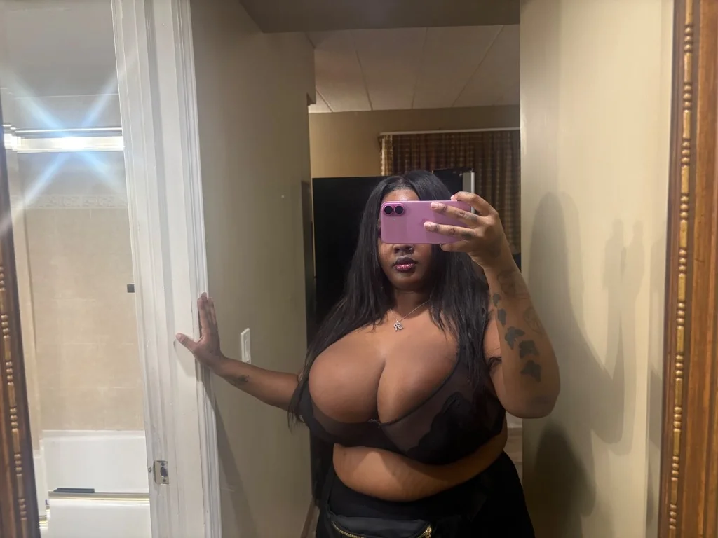 OUTCALLS in Detroit – Women Seeking Men photo 3