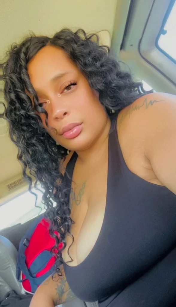 Incall QV Special in Detroit – Women Seeking Men photo 4