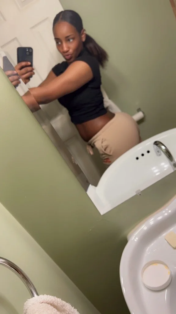 INCALL ONLY Come see MEEE Beautiful Brown Petite - in Detroit – Women Seeking Men photo 2