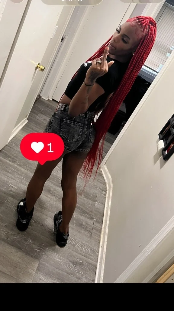 Iam a transwoman Hey yall its lilbaby im bck working im only... in Detroit – Women Seeking Men photo 4