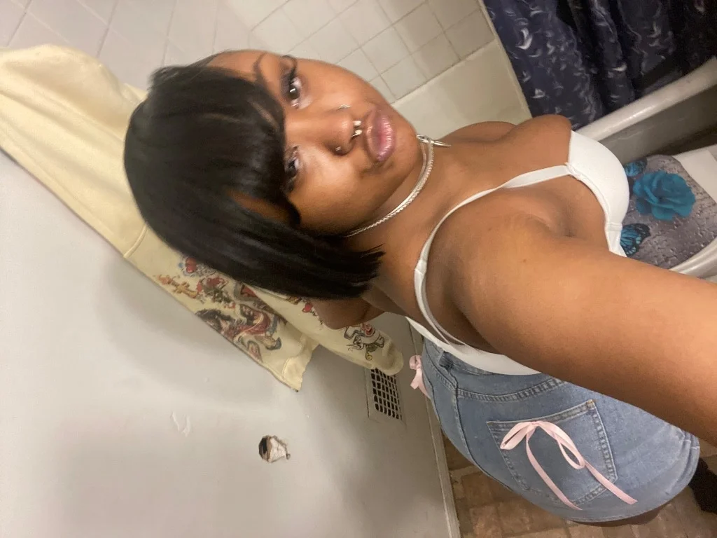 outcalls funds for the fun specials tonight only bbj 125 Qv... in Detroit – Women Seeking Men photo 2
