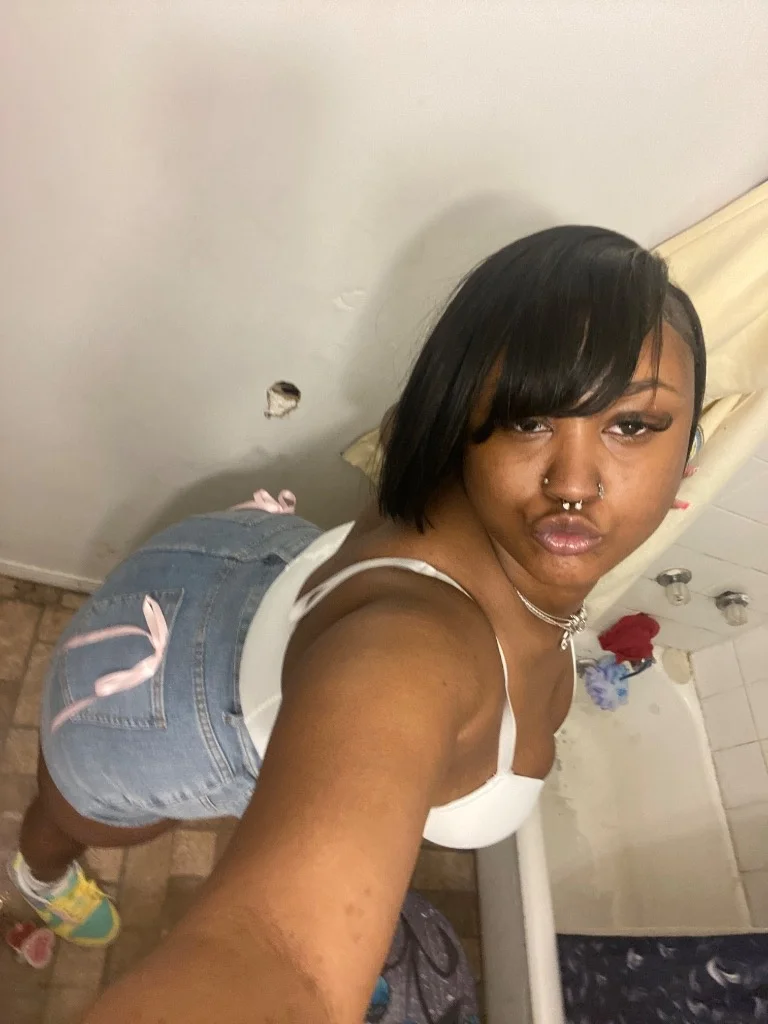outcalls funds for the fun specials tonight only bbj 125 Qv... in Detroit – Women Seeking Men photo 5