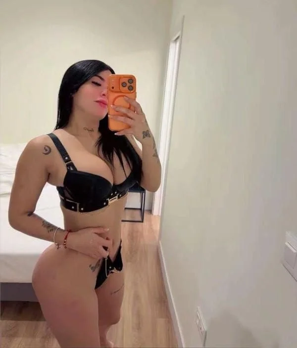 Heey mi amor ven a probar esta deliciosa latina conmigo te g... in Fort Worth – Women Seeking Men photo 2