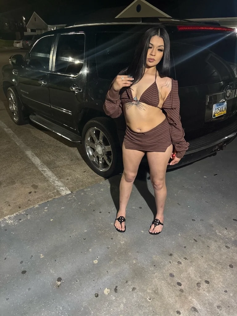in or out call in Fort Worth - Women Seeking Men photo 4