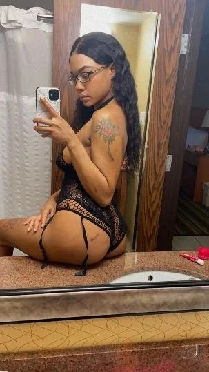 lndependent Available Now for Incall Outcall Cardate 24/7