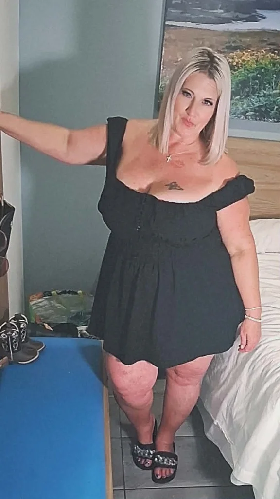 80 dollar stop byes sexy curvy milf in Bakersfield – Women Seeking Men photo 2