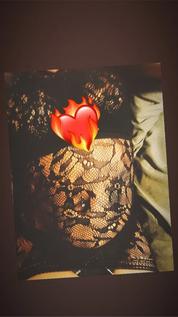 IM BACCKKK SLOPPY DANGEROUS HEAD CREAMY WET TS PUSSY YOUR in Flint – Women Seeking Men photo 2