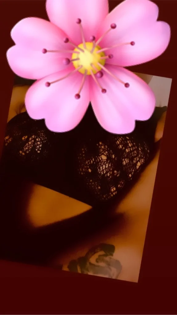 IM BACCKKK SLOPPY DANGEROUS HEAD CREAMY WET TS PUSSY YOUR in Flint – Women Seeking Men photo 6