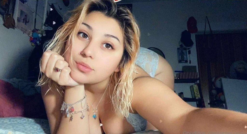 Sweet Sexy Horny Girl TightWet Pussy Available Lets Have Som... in Mcallen – Women Seeking Men photo 2