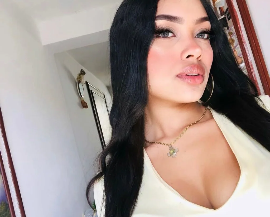 Luxurious Latina looking to please all your needs in Worcester – Women Seeking Men photo 3