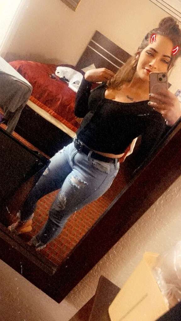 If you aint at the beach with erika then where you at Whatsapp 334-4 in New York - Women Seeking Men photo 3