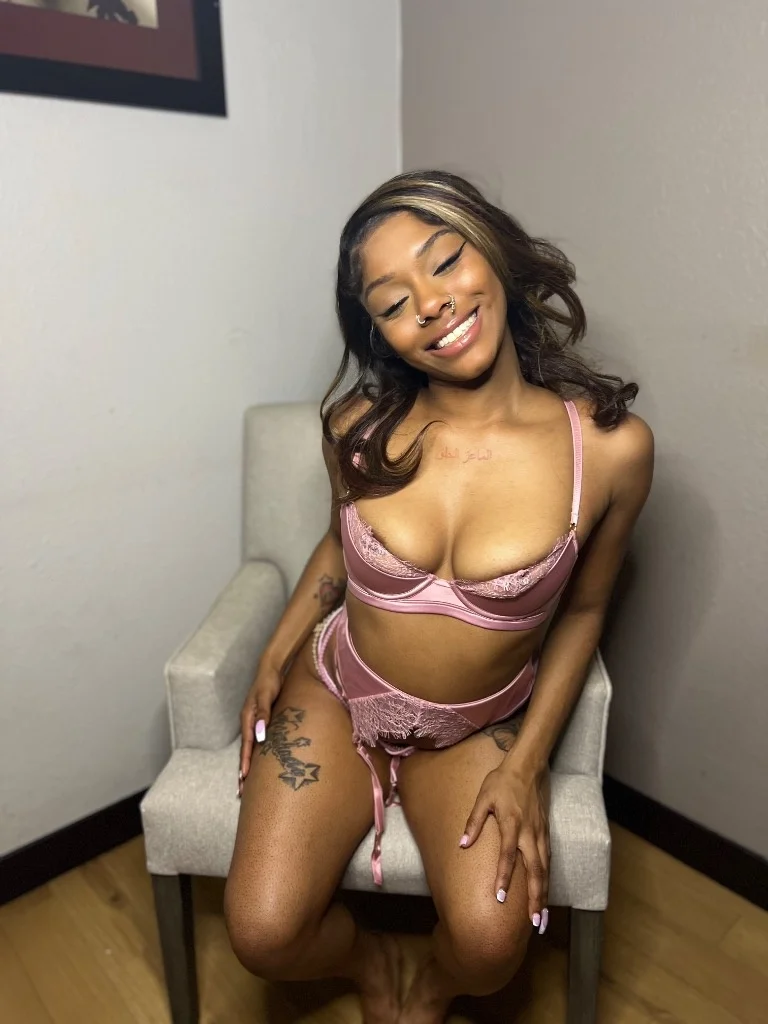 Available Now Greenville Incalls Talia Reign in Eastern – Women Seeking Men photo 4