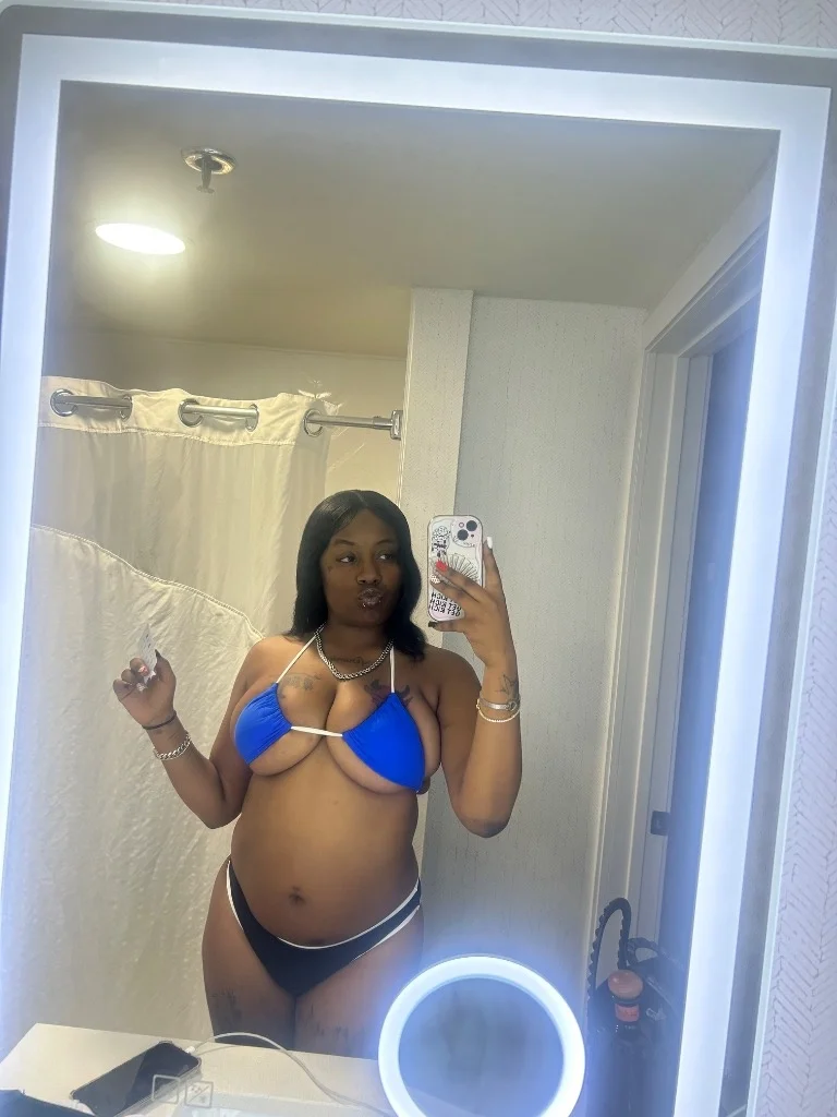 Cute Sweet Ebony Girl With A Shy Freakyy Side