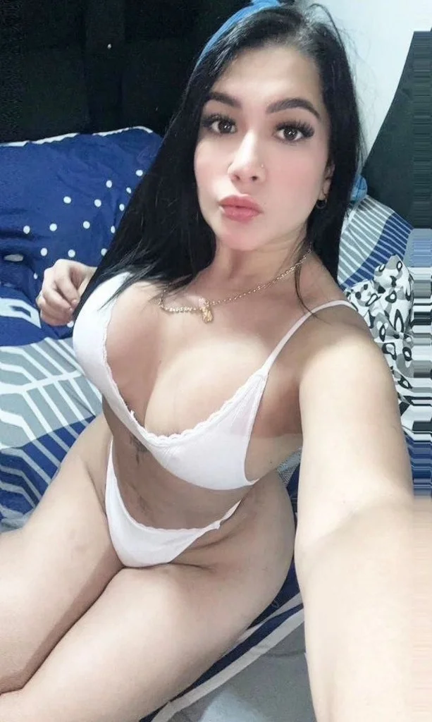 Available today If comfort chemistry and good vibes matter t... in South Jersey – Women Seeking Men photo 2