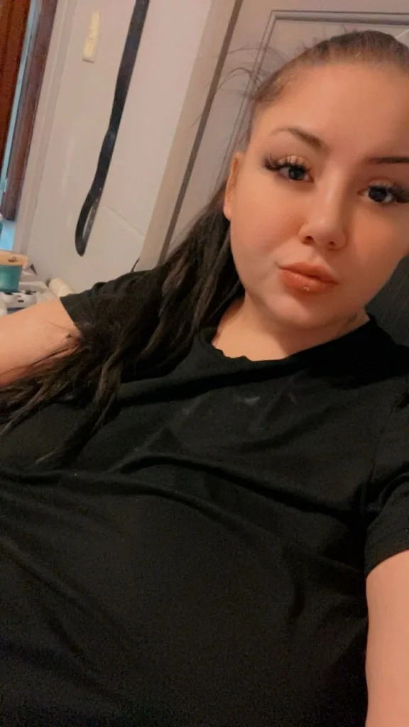 pretty thick white woman in Tucson - Women Seeking Men photo 5