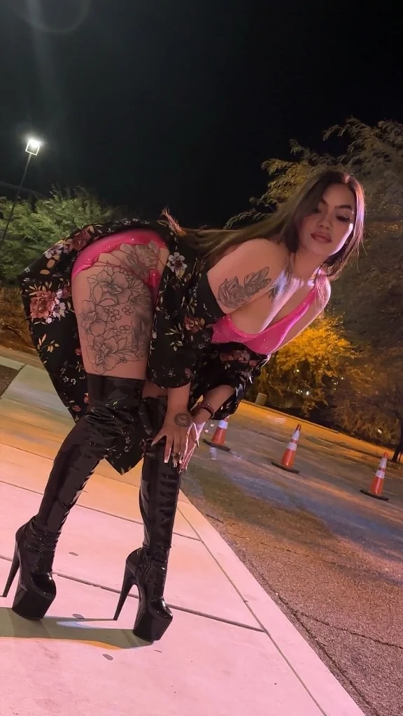 Cum See Me in Tucson - Women Seeking Men