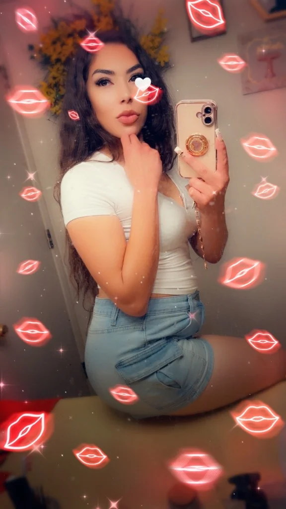 I'm Going To Keep It Short Simple and Sweet in Tucson - Women Seeking Men