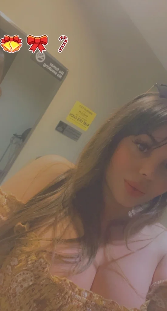 curvy latina uncut fully funtional milky Tgirl in Tucson - Women Seeking Men