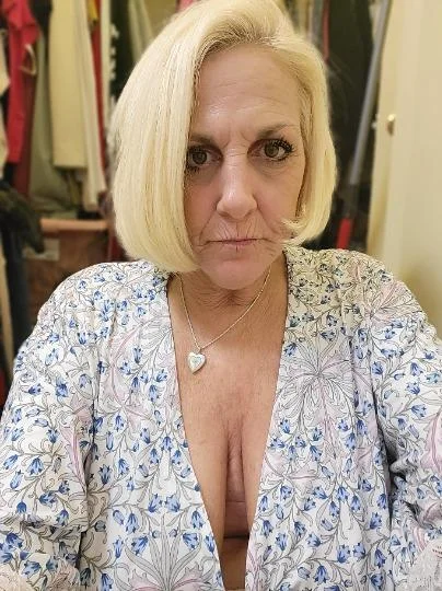 Hey baby. Lets get Closer. body rub FEEL ME in Tucson - Women Seeking Men photo 5