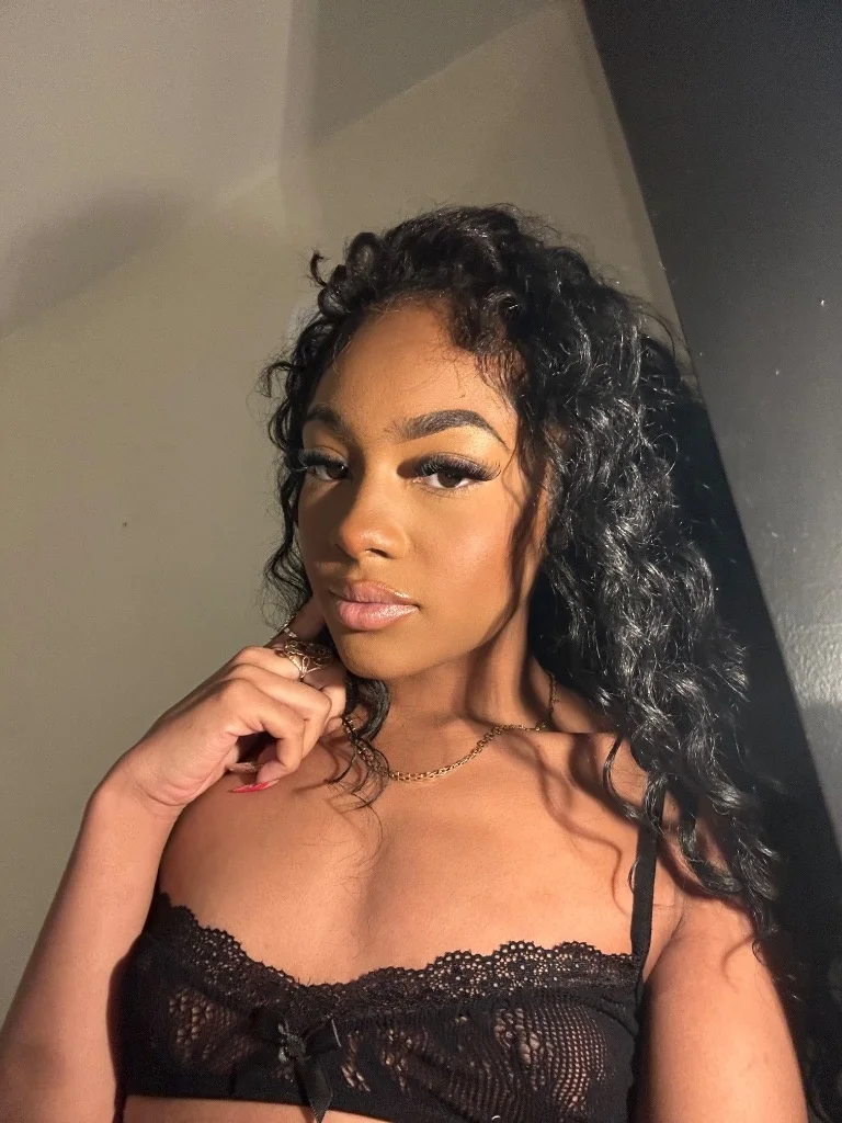 Sweet Pettie Treat Slim Freak INCALLS & OUTCALLS