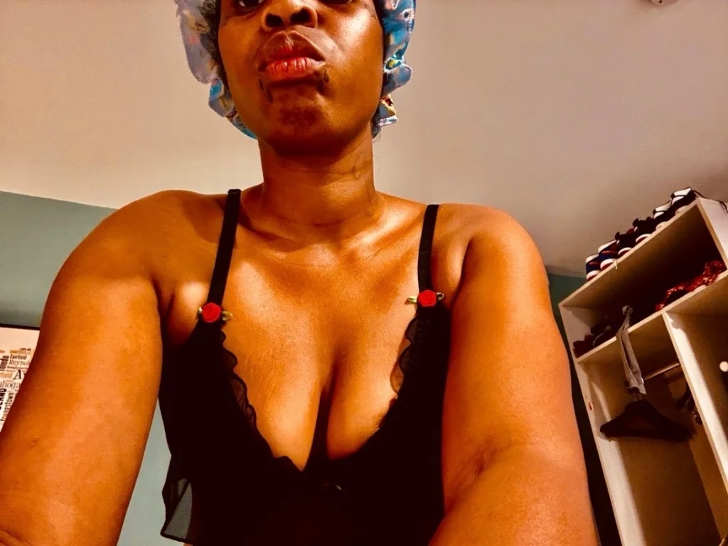 Sixty Dollar Incall Specials Pregnant Pussy in Columbus – Women Seeking Men photo 6