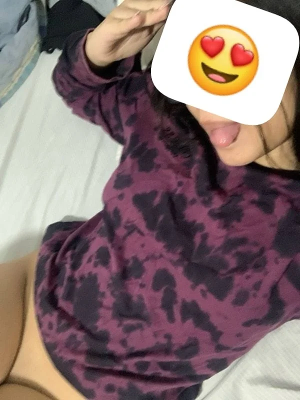 estoy diponible para cumplir todas tus fantacias