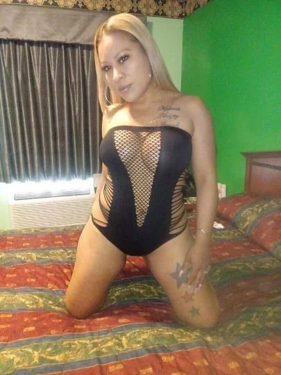 Exotic Latina in Long Beach – Women Seeking Men photo 3