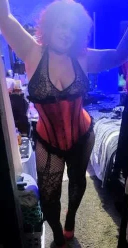 Let me CUM give you a taste of your favorite red-headed slut... in Ann Arbor – Women Seeking Men photo 3