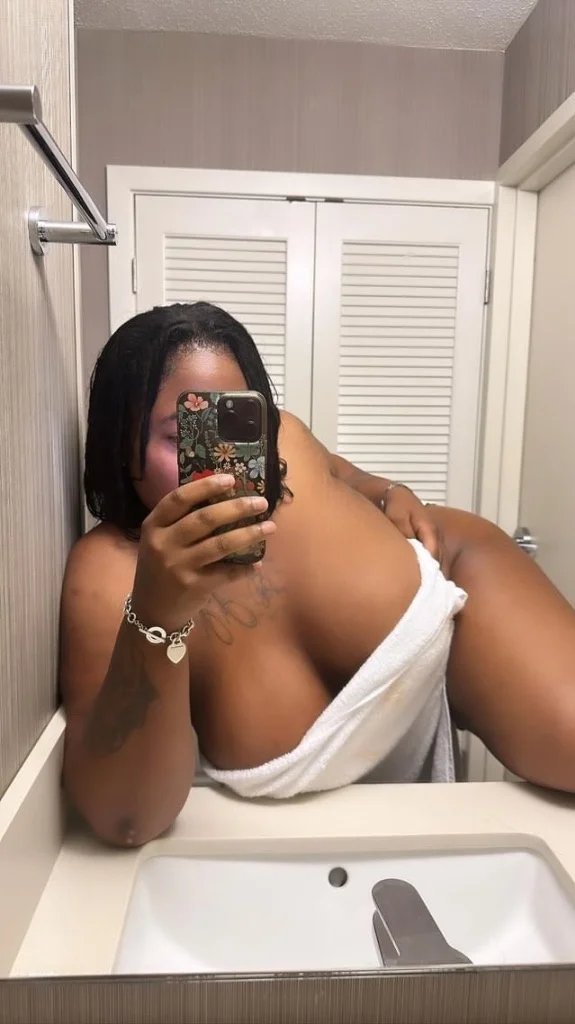 NEW GIRL HORNY N Available now VERY MISTRISS BUSTYY PARTY GIRL Ft Shows in Central Jersey - Women Seeking Men photo 5